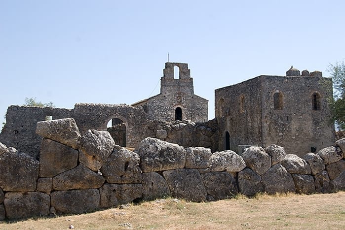 Kloster Nekromanteion
