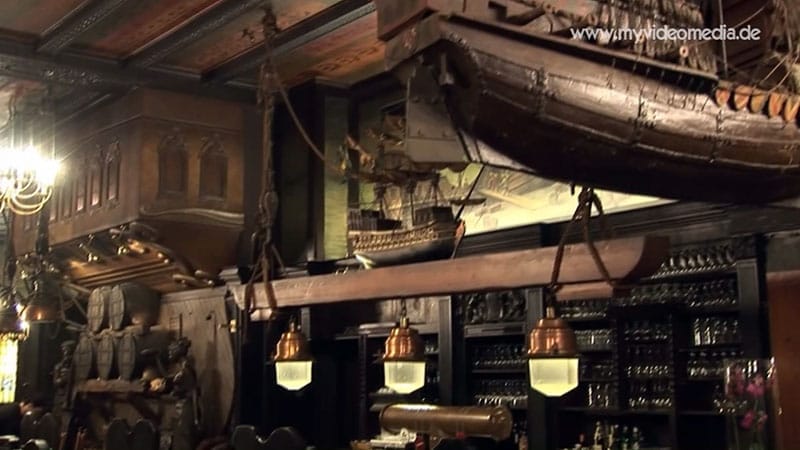 Inside restaurant Schifferboerse Hamburg