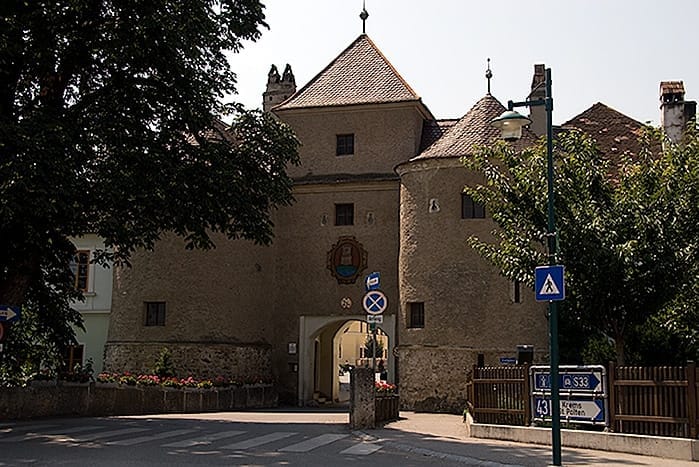 Roemertor Traismauer