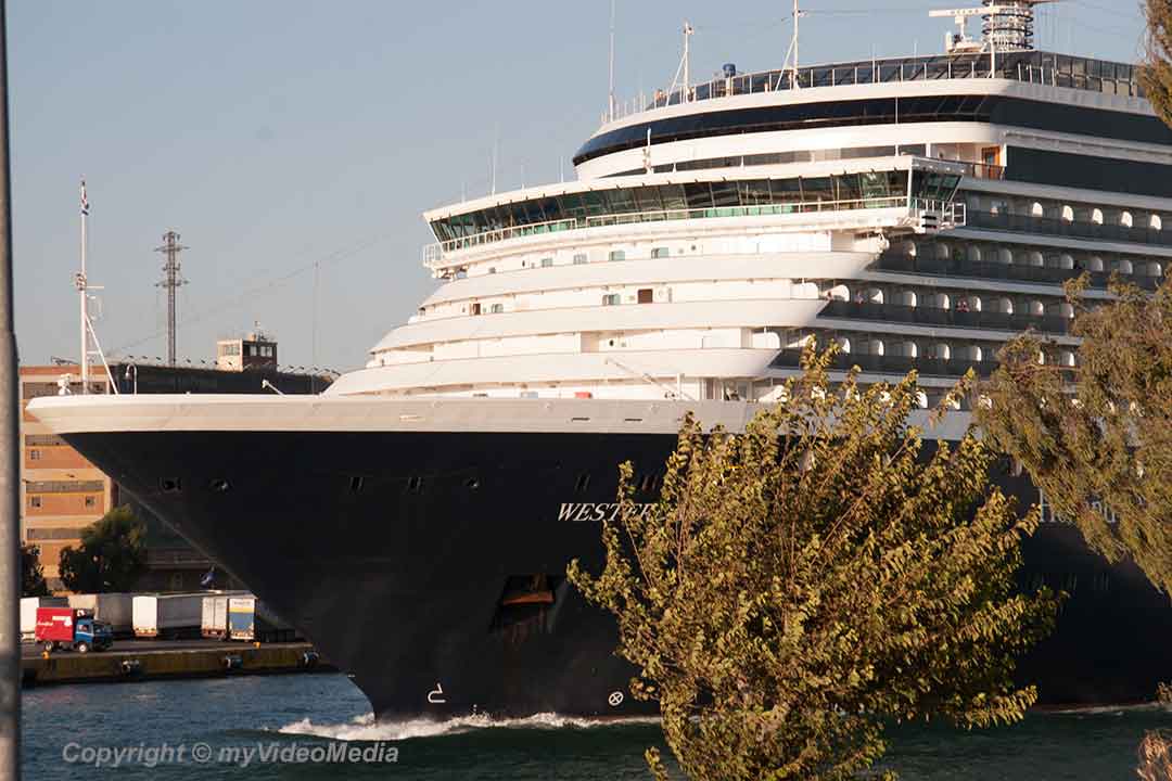 MS Westerdam