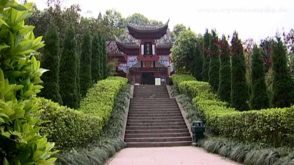 Entrance Dazu Rock Carvings