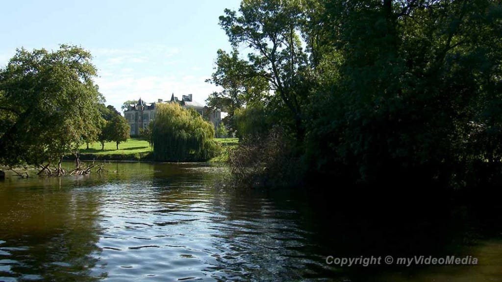 arrival at Chateau du Côing