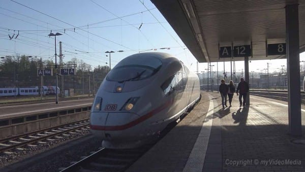 Hochgeschwindigkeitszug