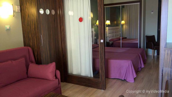 Evenia Olmypic Suites Hotelzimmer