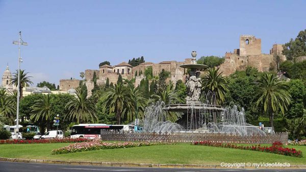 Exploring the city of Malaga