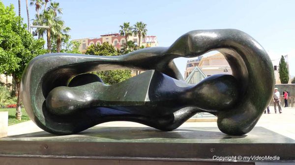 Modern sculptures in Malaga