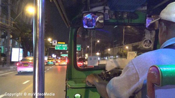 Tuk-tuk von Cloud 47 zum Hotel