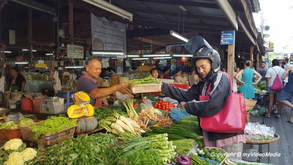 Somphet Market Chiang Mai