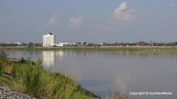 Entlang des Mekong nach Udon Thani