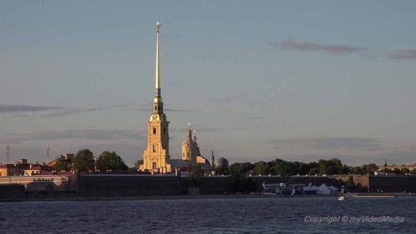 City Tour by Car in St Petesrburg