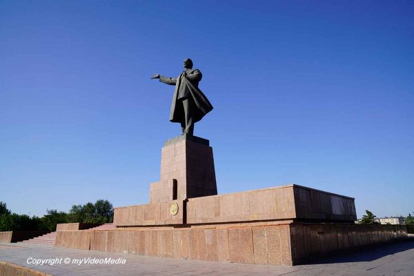 Lenin Statue in Osch
