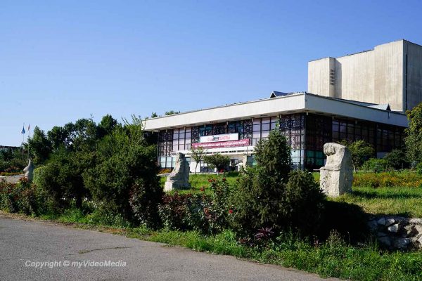 Spaziergang durch Osch