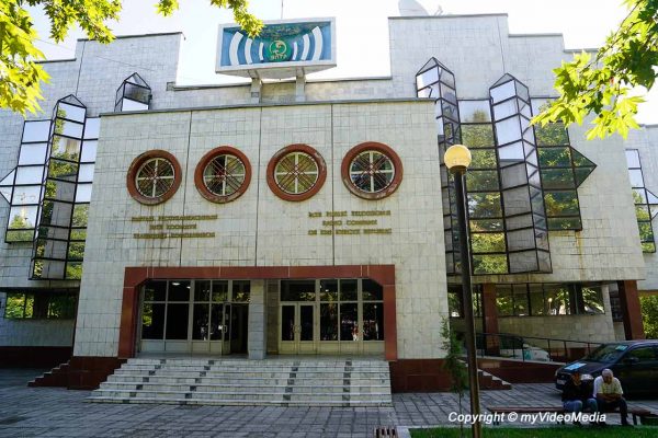 Spaziergang durch Osch