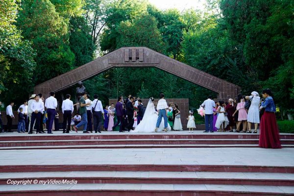 Hochzeitssaison in Osch