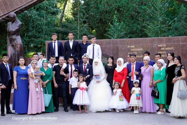 Hochzeitssaison in Osch