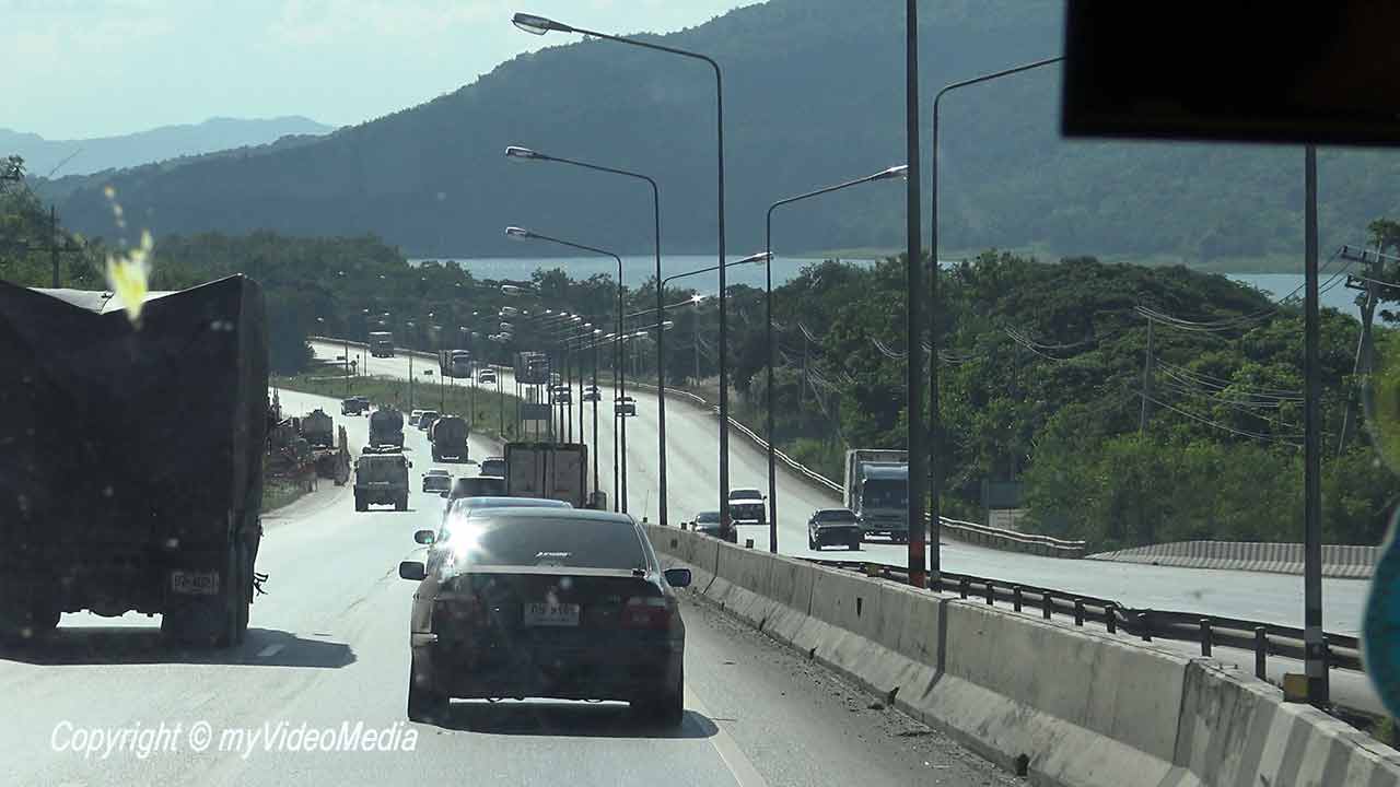 Von Buriram nach Lop Buri