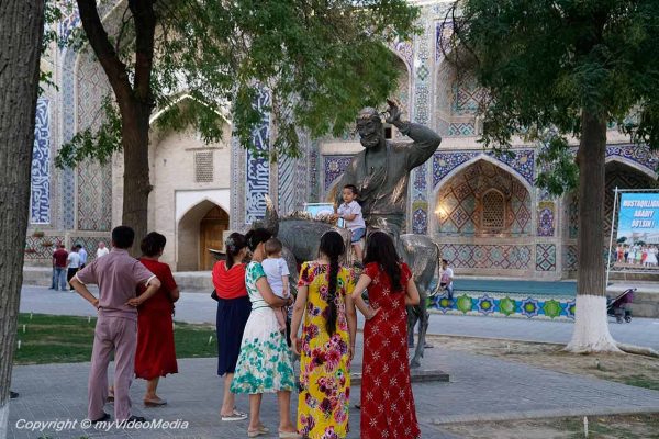 Hodscha Nasreddin Statue in Bukhara