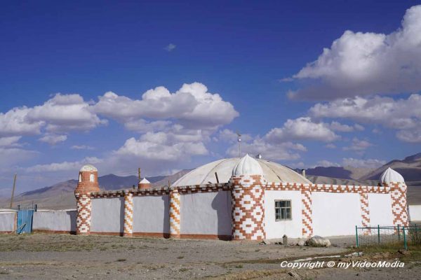 A stroll through Alichur - Tajikistan - Travel Video Blog