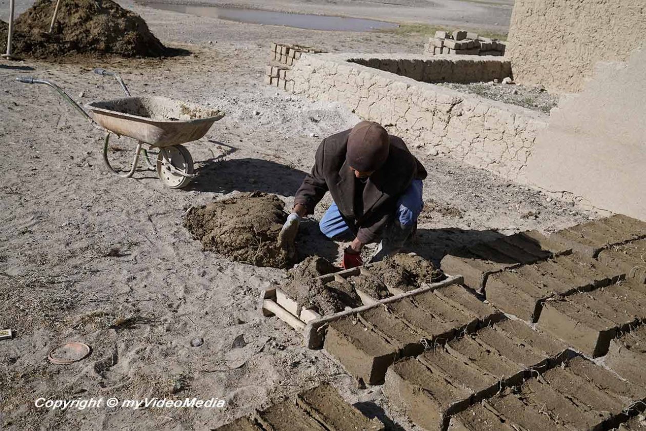 Spaziergang durch Alichur