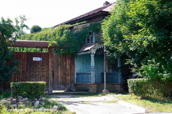 First guesthouse Karako