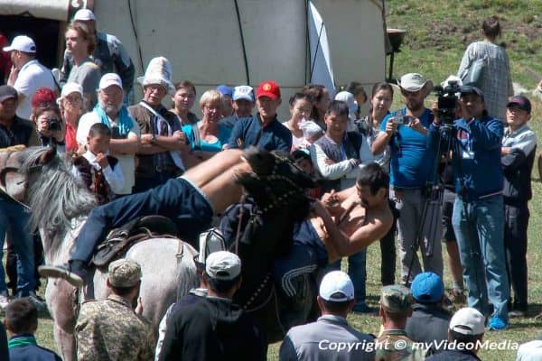 Horse wrestling Jyrgalan Valley
