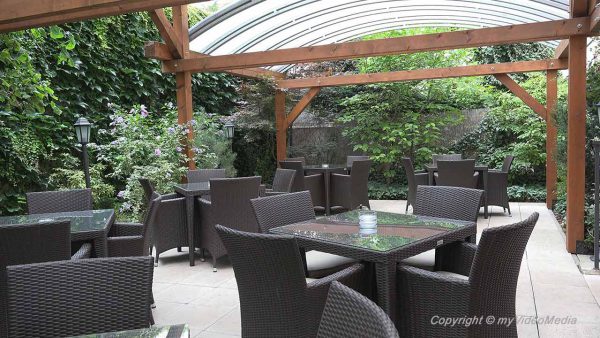 Courtyard Hotel Amigo Prague