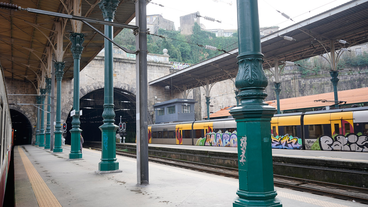 Train Station Porto Sao Bento