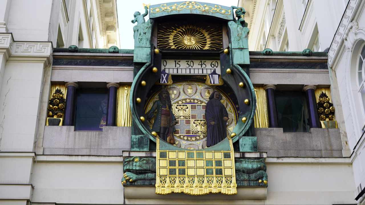 Anchor Clock