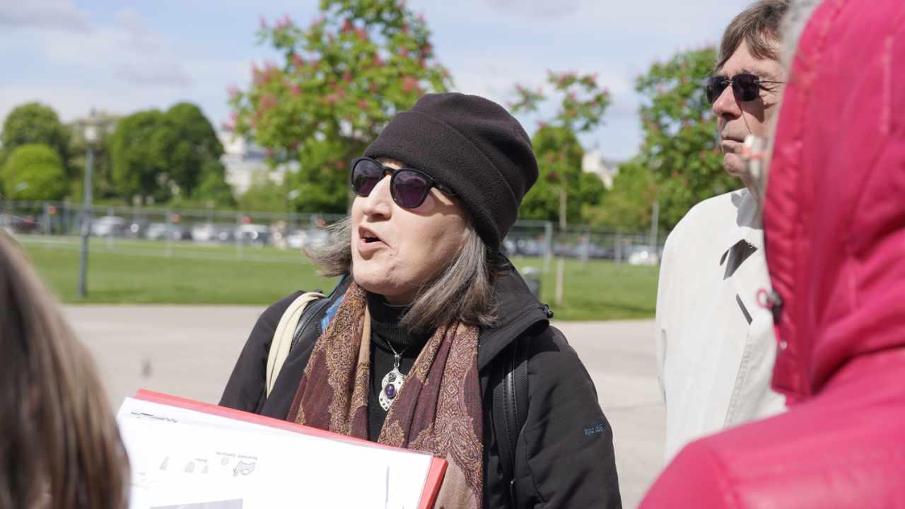 Mrs. Mag. Ingeborg Gaisbauer 