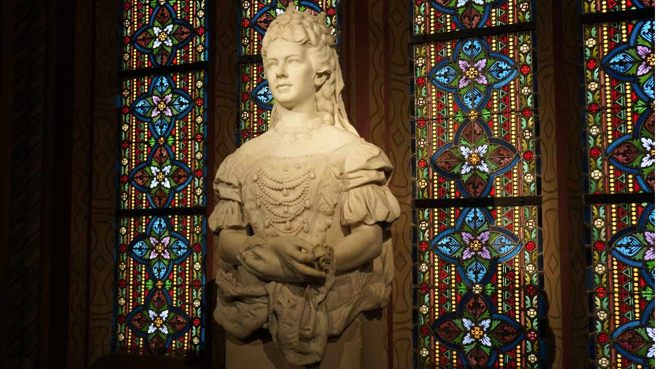Sisi Statue in St. Matthews Church
