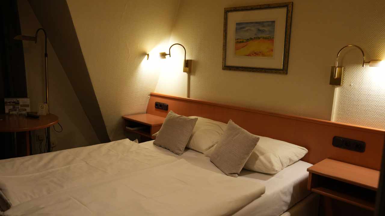 Hotel room Hotel Jensen