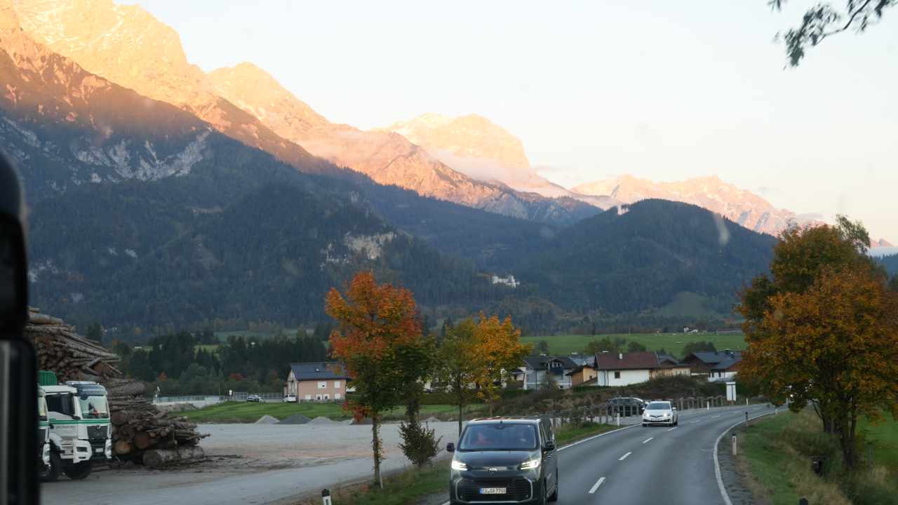 Approaching Saalfelden